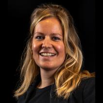 Esther Weeterings december 2024 klein