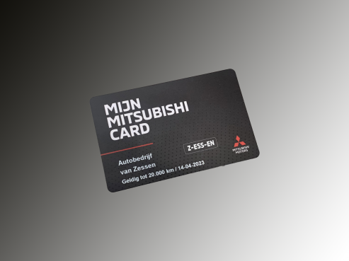 mijn Mitsubishi Card Autobedrijf Van Zessen met grijze achtergrond
