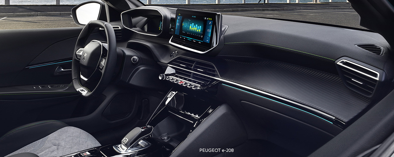 Peugeot 208 dashboard
