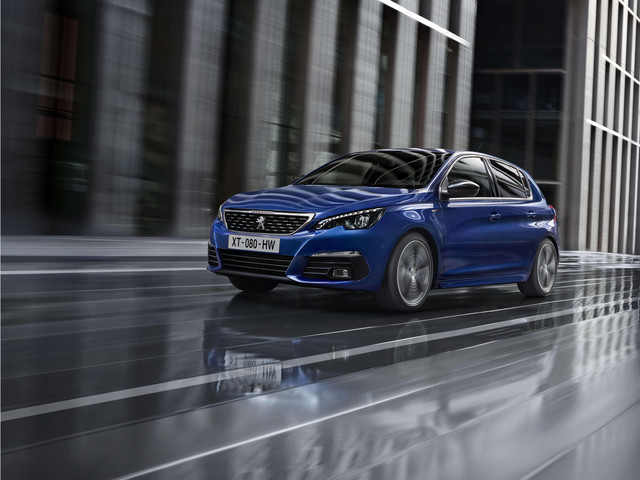 Peugeot 308 berline zijaanzicht