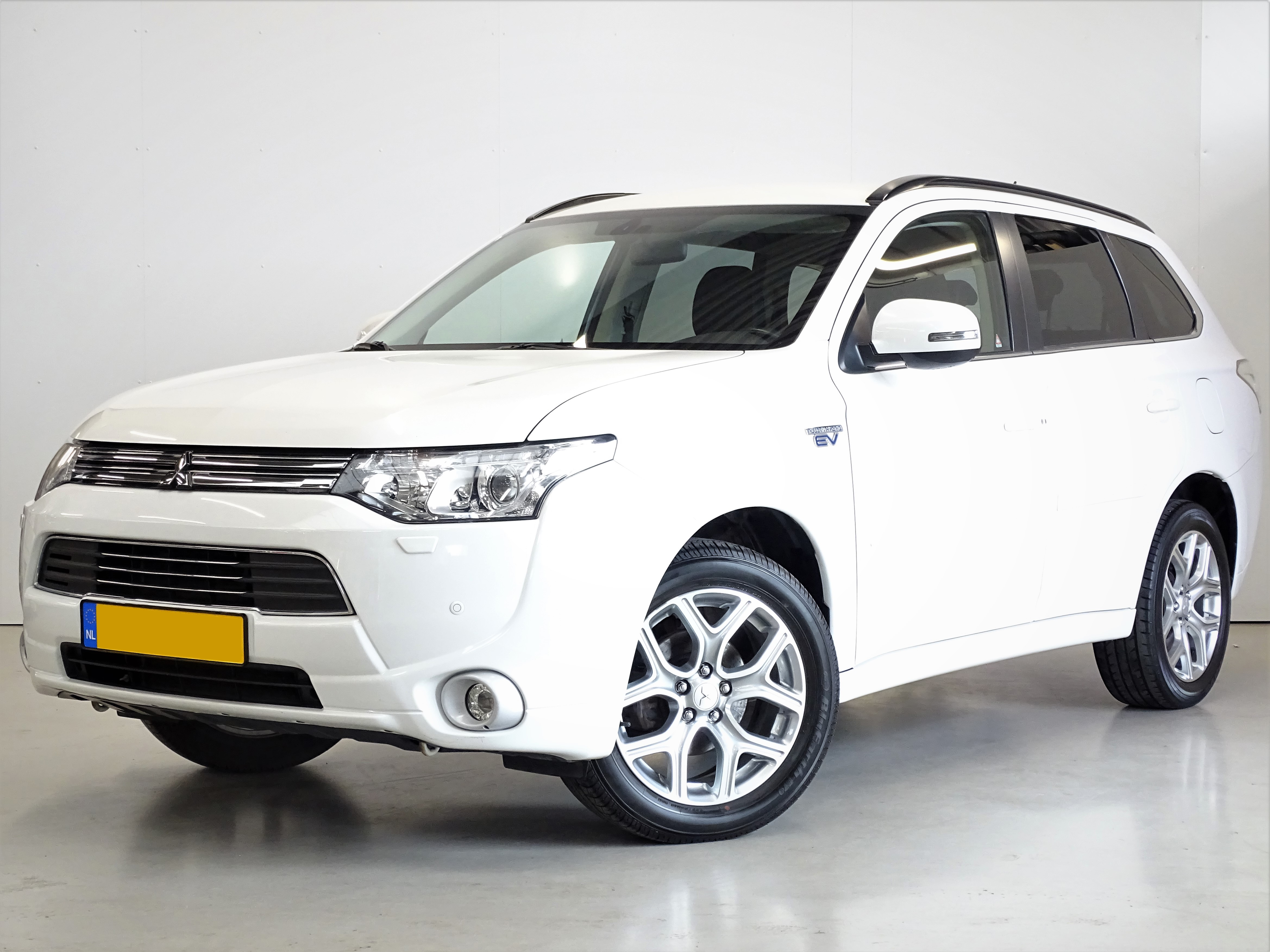 Mitsubishi Outlander PHEV
