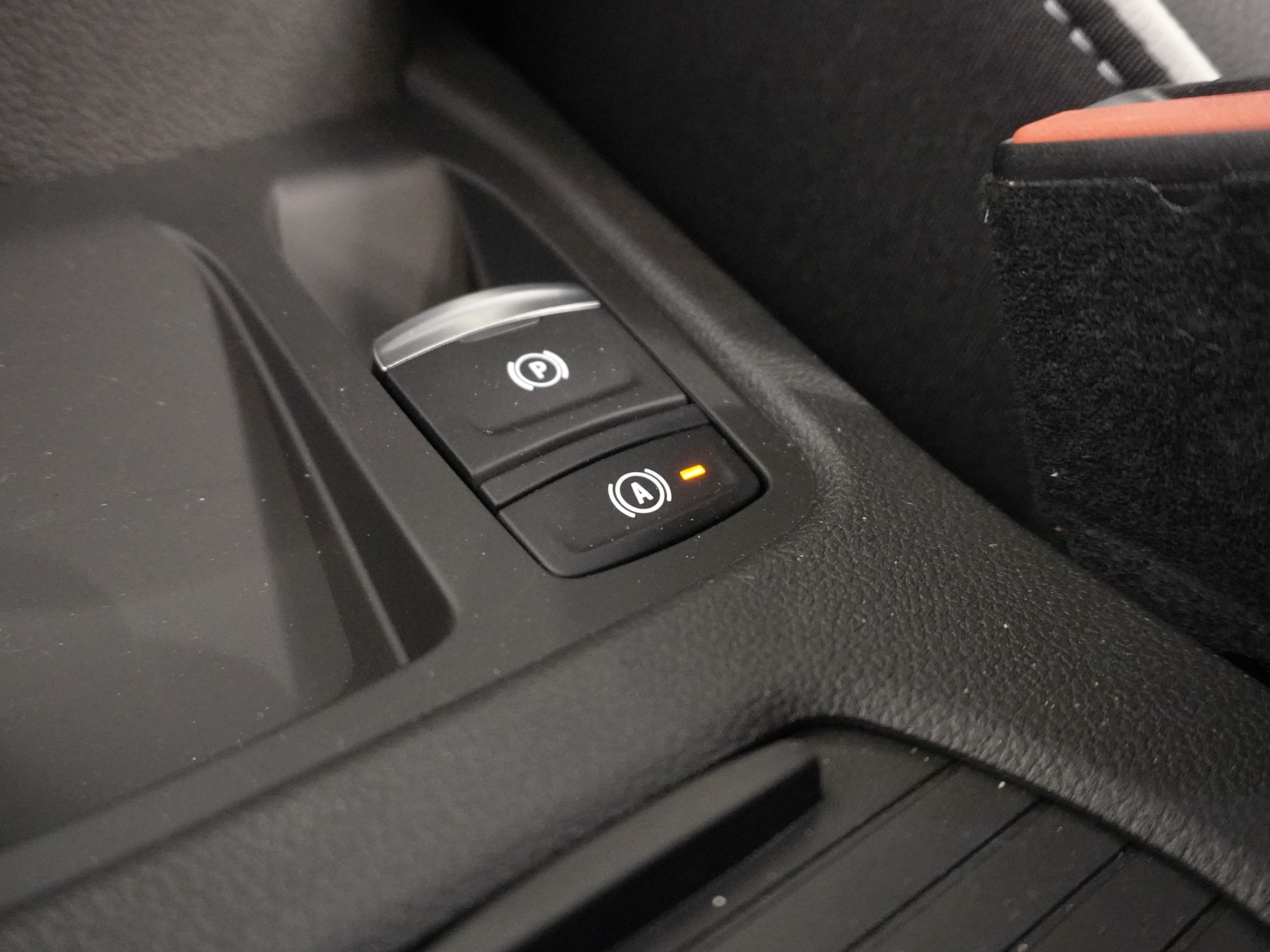 Nieuwe Mitsubishi Colt Royal Blue