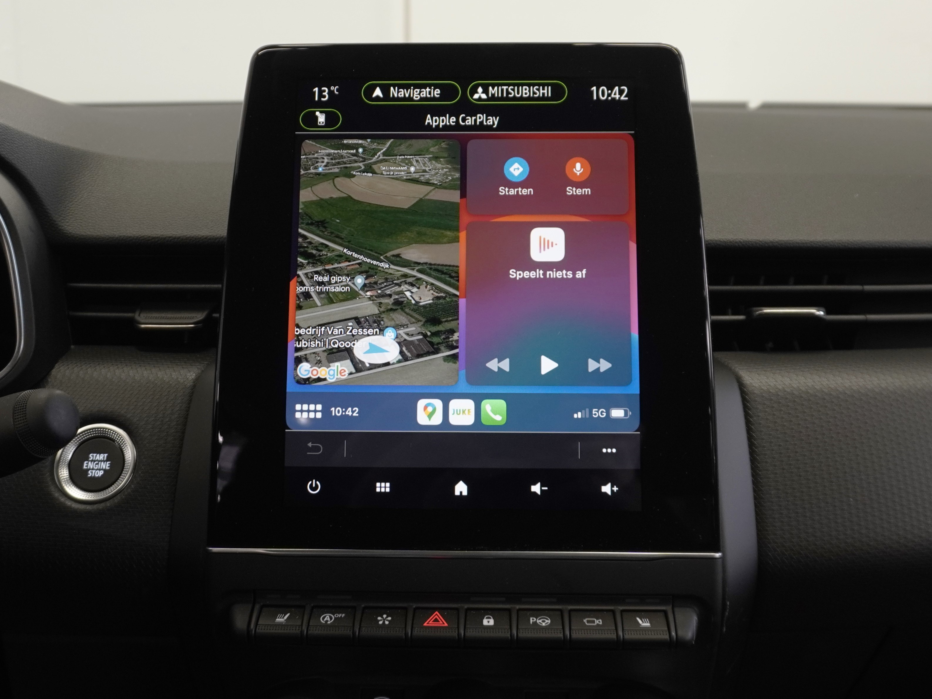 Nieuwe Mitsubishi Colt Royal Blue