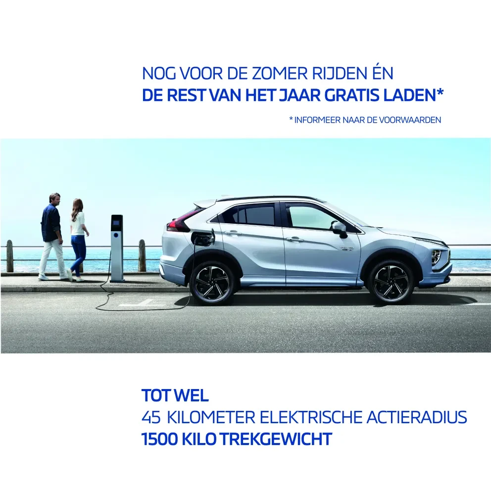 Mitsubishi Eclipse Cross PHEV White Diamond aan laadpaal op boulevard met tekst laadpaalactie