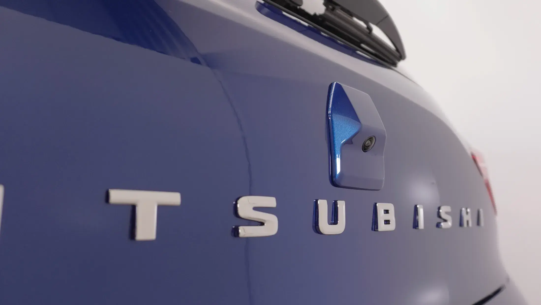 Nieuwe Mitsubishi Colt Royal Blue